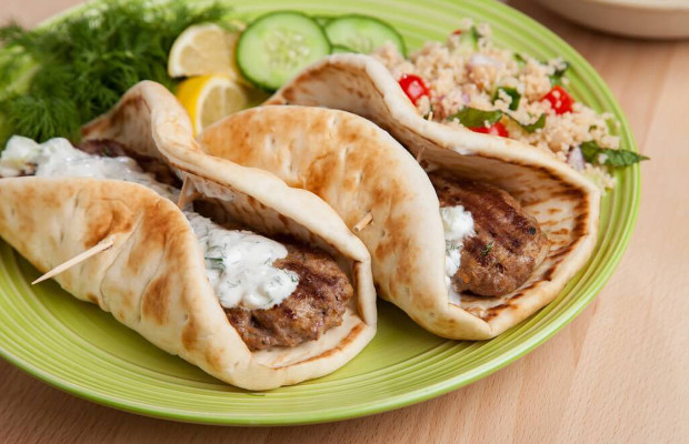 There is nothing else quite like authentic Greek cuisine made at home. These mediterranean flavors pair wonderfully with the pungent citrus and lemon flavors of Lemon Skunk.
