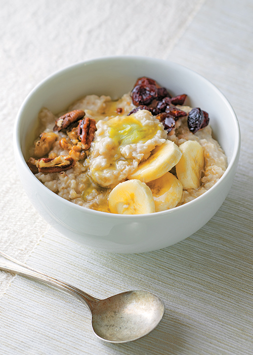 cannabis-infused-brunch-oatmeal