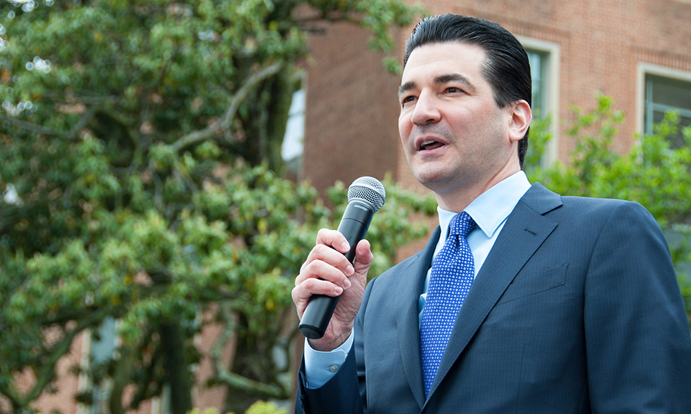FDA Chief Resigns, Leaves CBD Purveyors in the Lurch